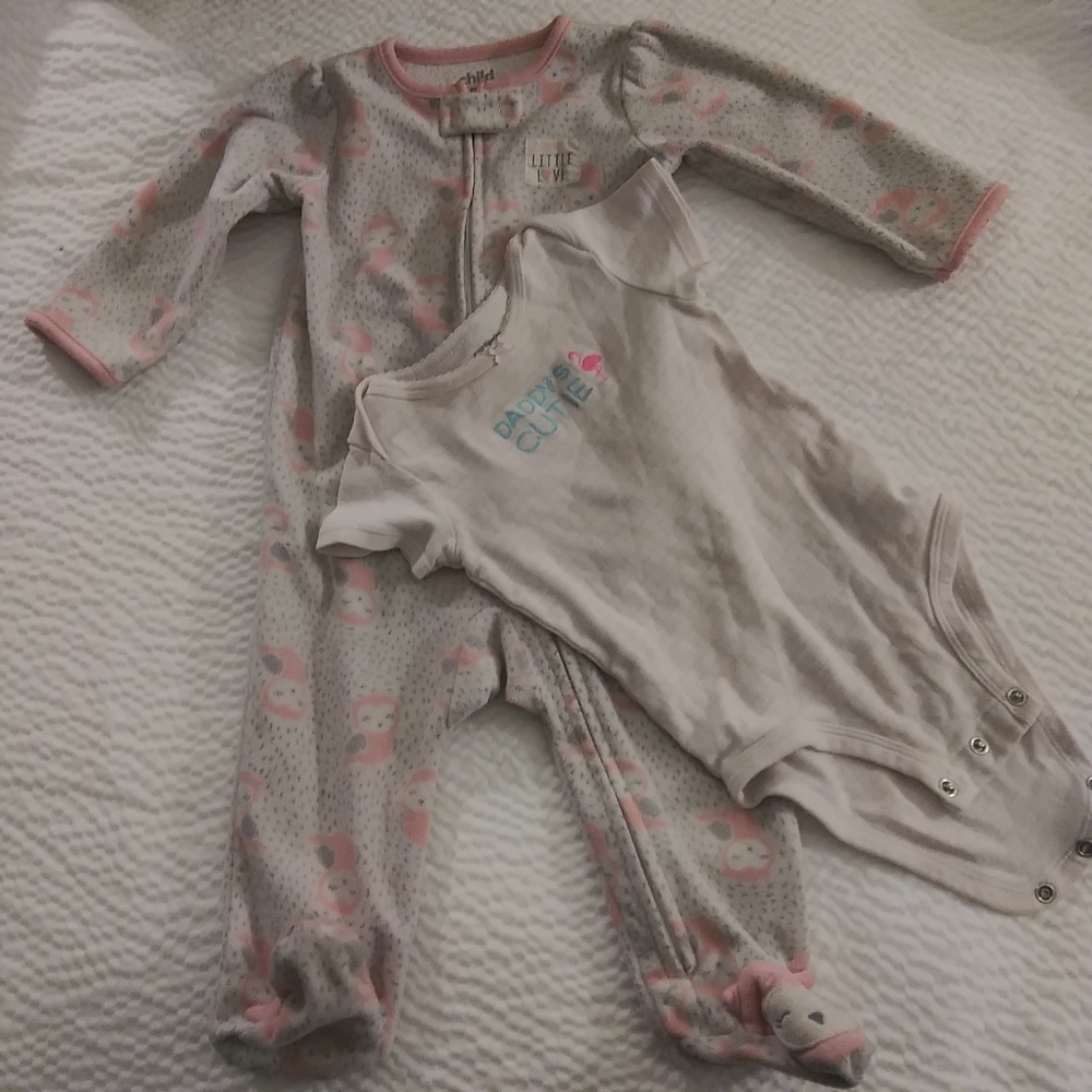 BOGO🆓 | Carters Footsie Bodysuit PJs + Onesie
